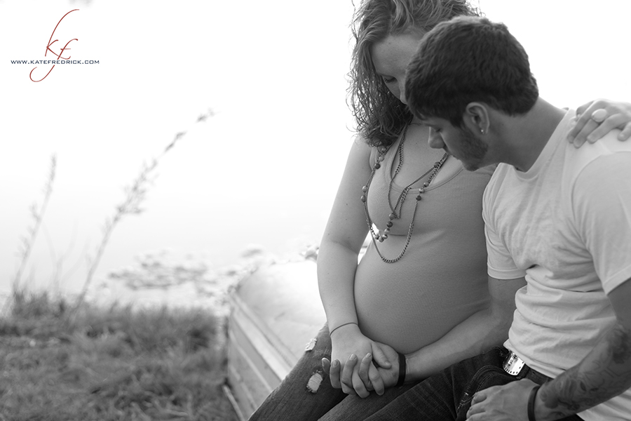 Richmond Il Maternity Photographer Lake